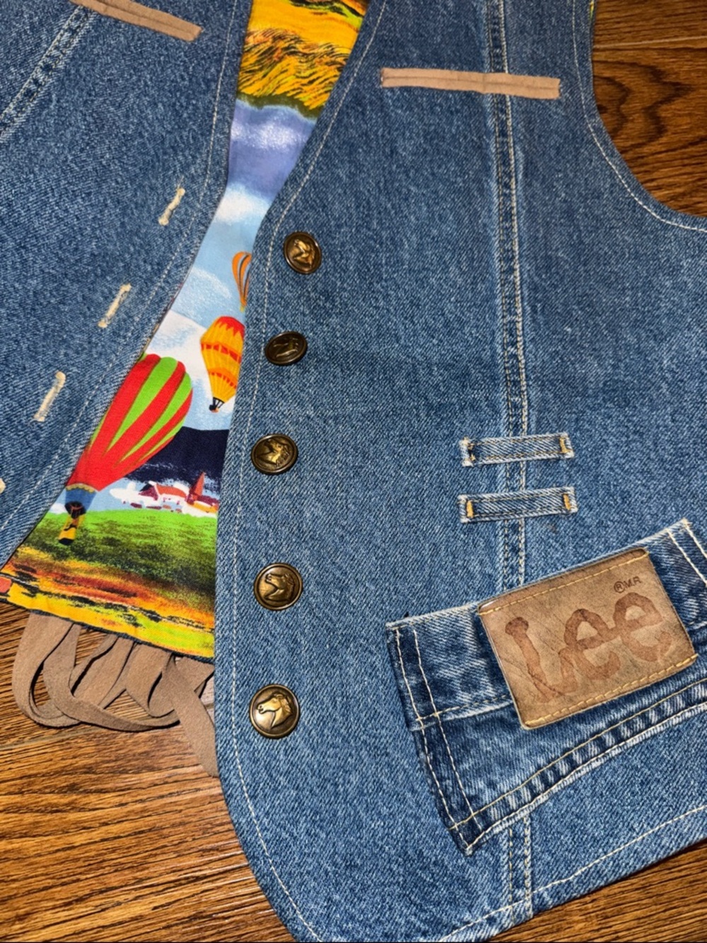 70s Lee Denim Upcycled Western Vest with Hot Air Balloon Lining - One of a Kind - Picture 4 of 5